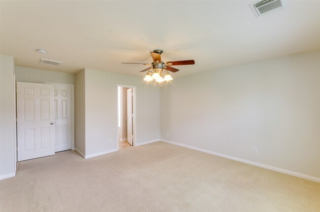 Building Photo - 3302 Legends Landing Dr
