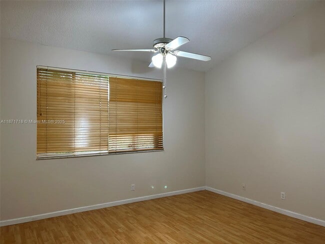 Building Photo - 103 Riviera Cir