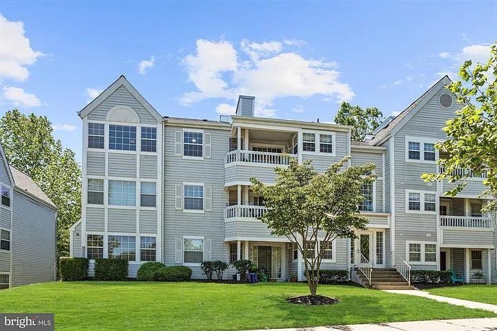 Building Photo - 8381 Montgomery Run Rd