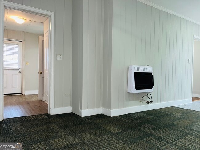 Building Photo - 613 N Greenwood St