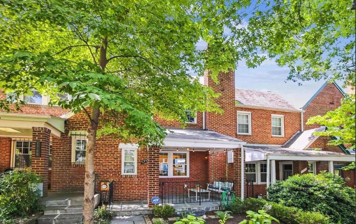 Building Photo - 1770 Hobart St NW