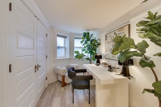 Building Photo - 2274 Fulton St