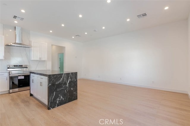 Building Photo - 6852 Ranchito Ave