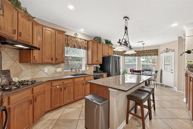 Building Photo - 6003 Dover Creek Ln