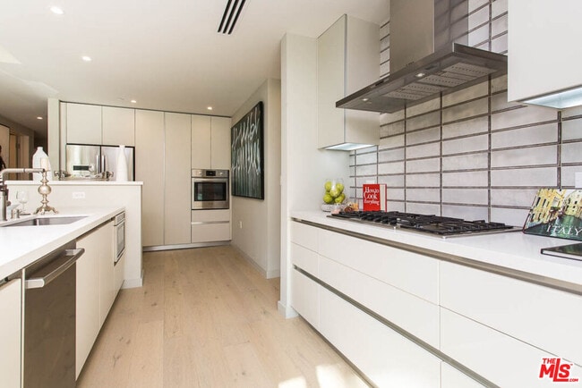 Building Photo - 1621 Malcolm Ave