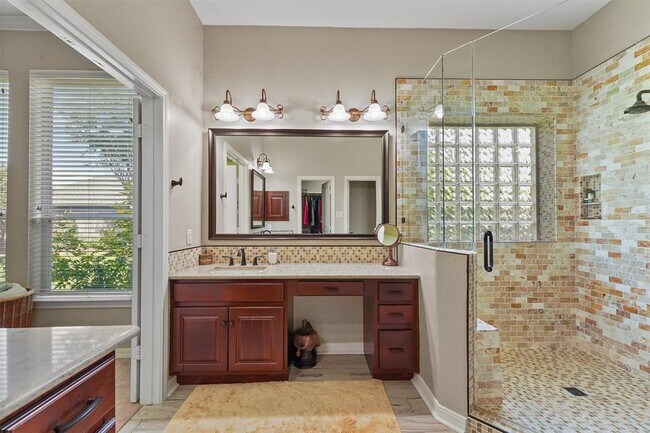 Building Photo - 6335 Concho Bay Dr