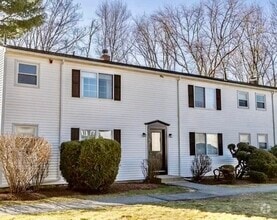Building Photo - 26 Roberts Dr