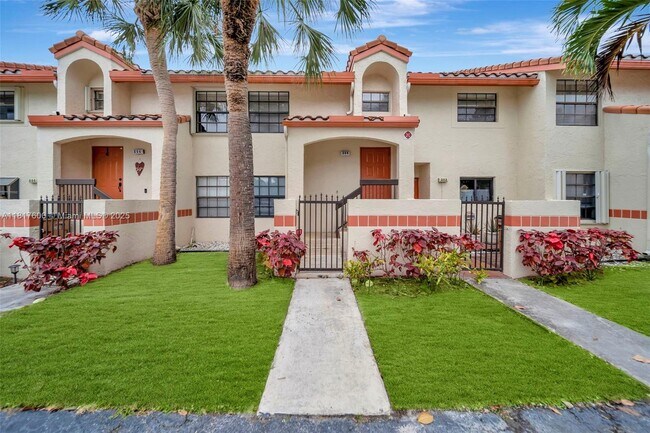 Primary Photo - 204 Congressional Way