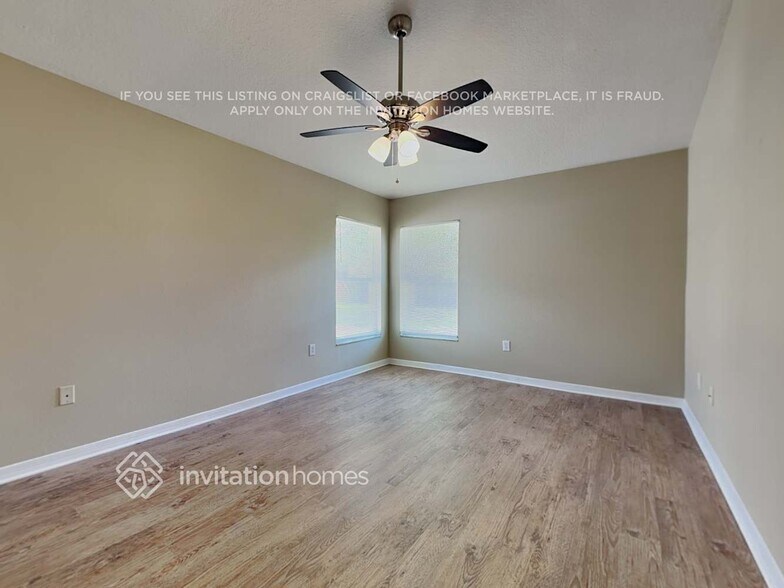 Building Photo - 3430 Golden Eagle Dr