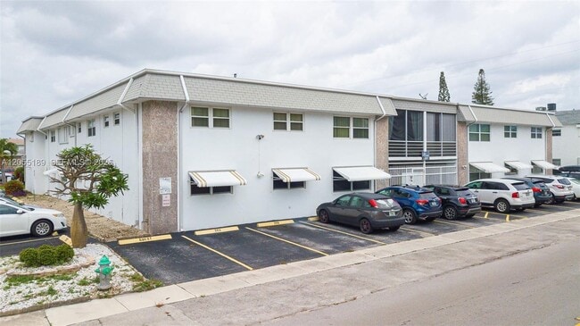 Building Photo - 1300 N 17th Ave