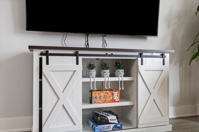 Building Photo - 28294 Ferry Rd