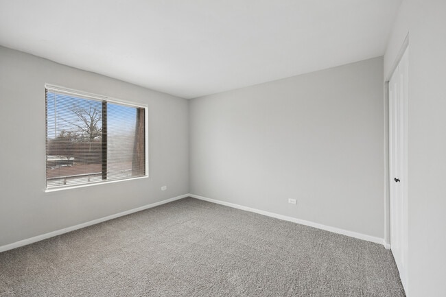 Building Photo - 1543 Ardmore Ave