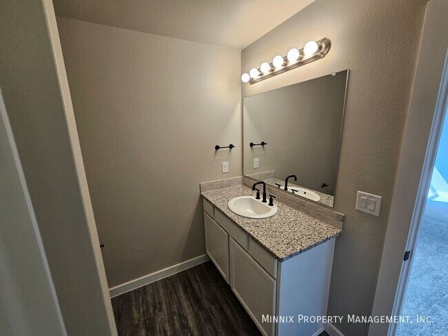 Building Photo - 2622 Tiffin Ave