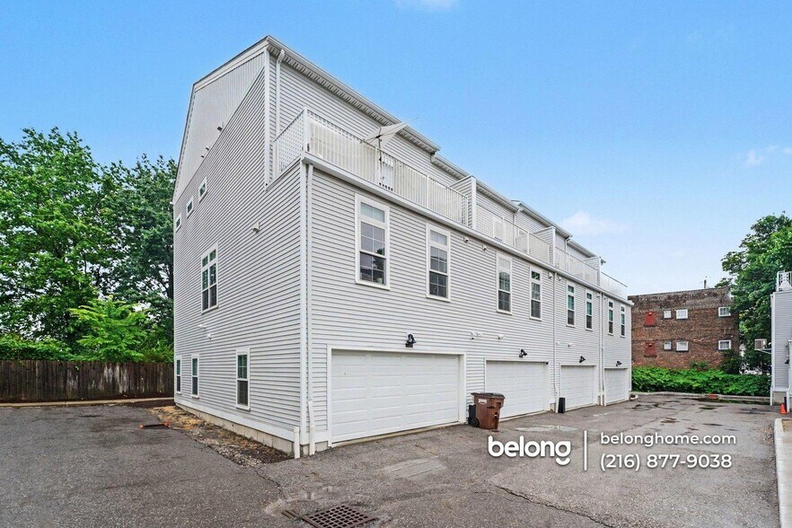 Building Photo - 12021 Ashbury Ave