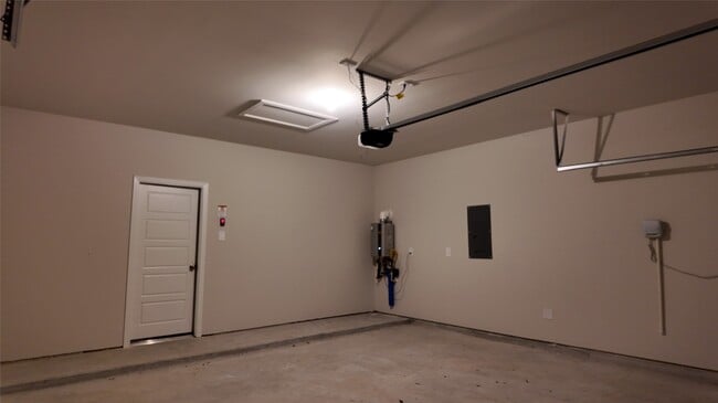 Building Photo - 14206 Granger Pointe Ln