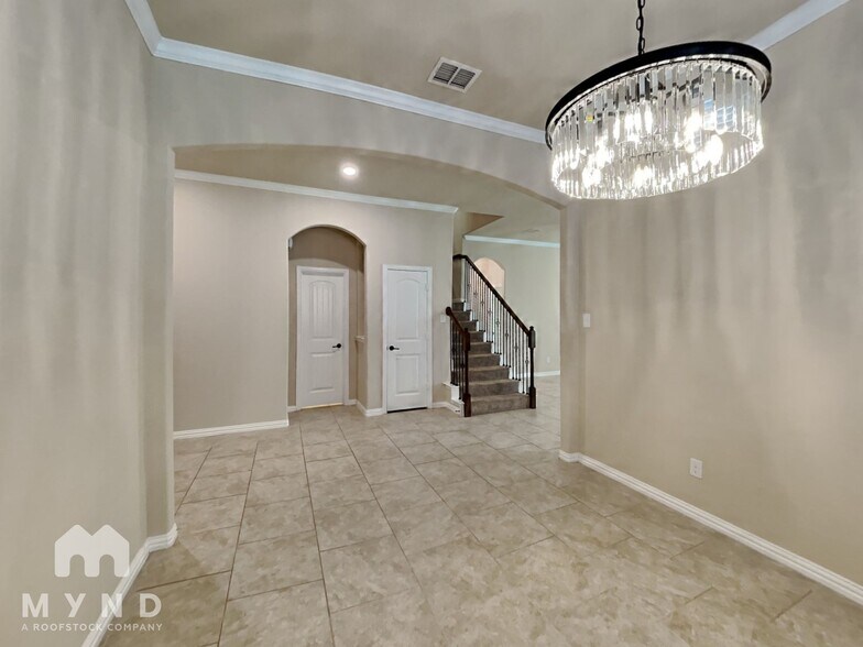 Building Photo - 16500 White Rock Blvd