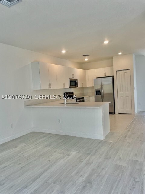 Building Photo - 269 SW 159th Ln