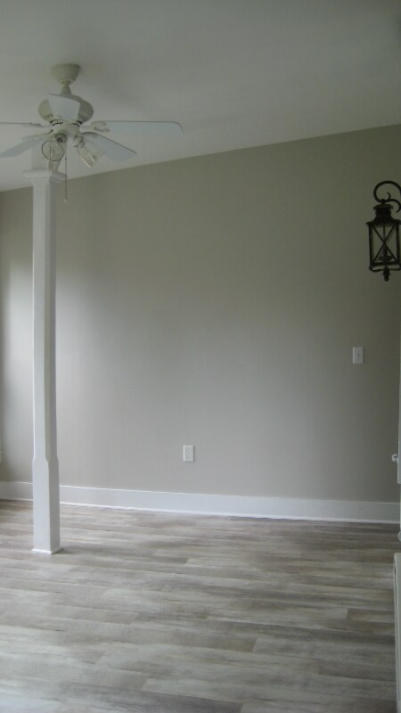 Building Photo - 39 E High St