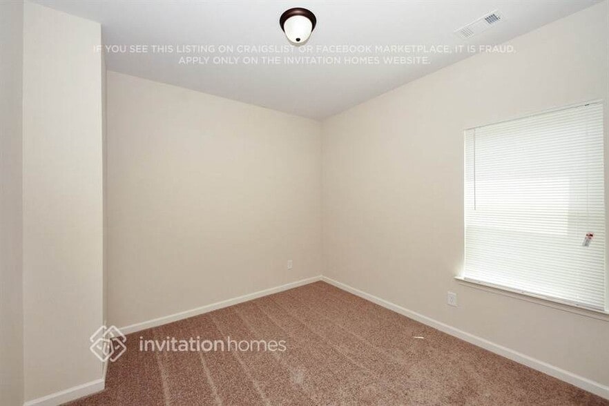 Building Photo - 4101 Oak Field Dr