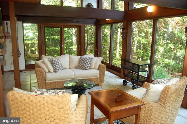 Building Photo - 9728 Swift Creek Ct