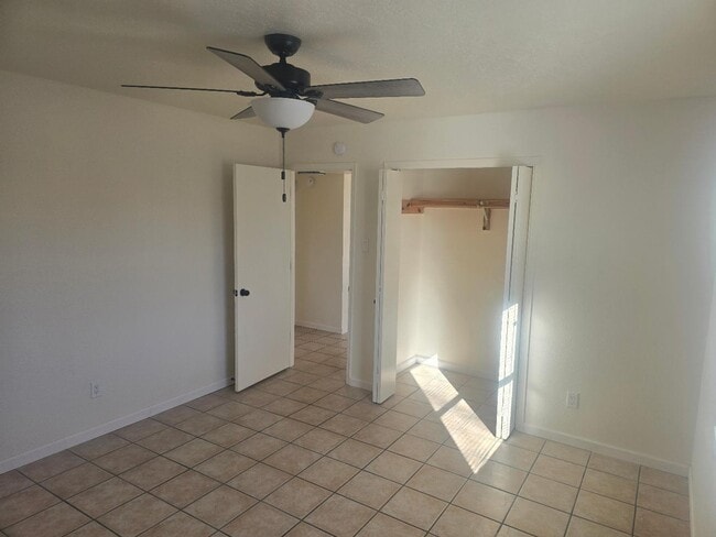 Building Photo - 1719 Siri Dharma Ct