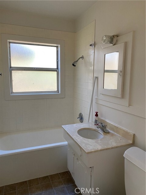 Building Photo - 1219 N Indian Hill Blvd