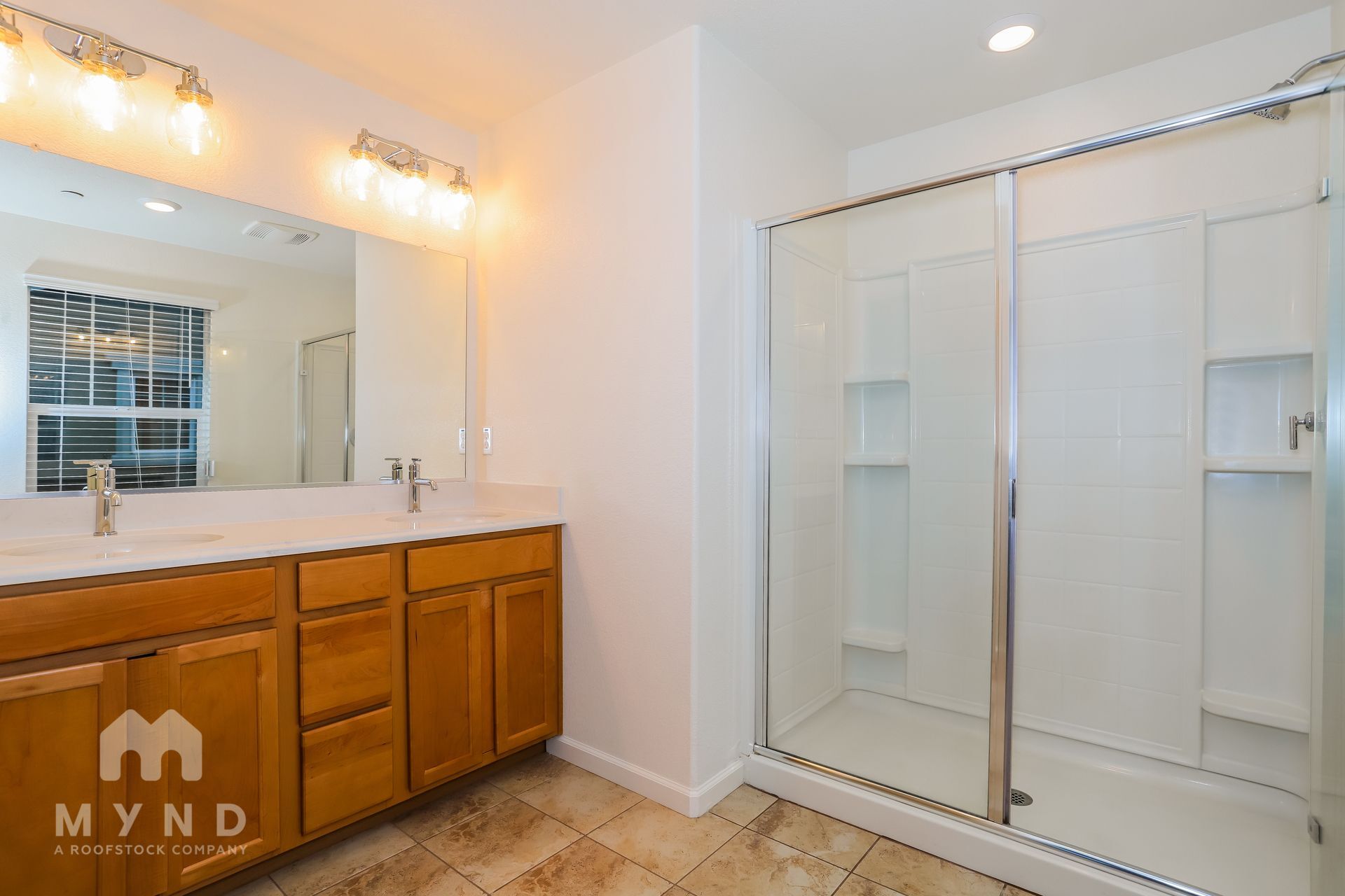 Building Photo - 7942 Pitcher St