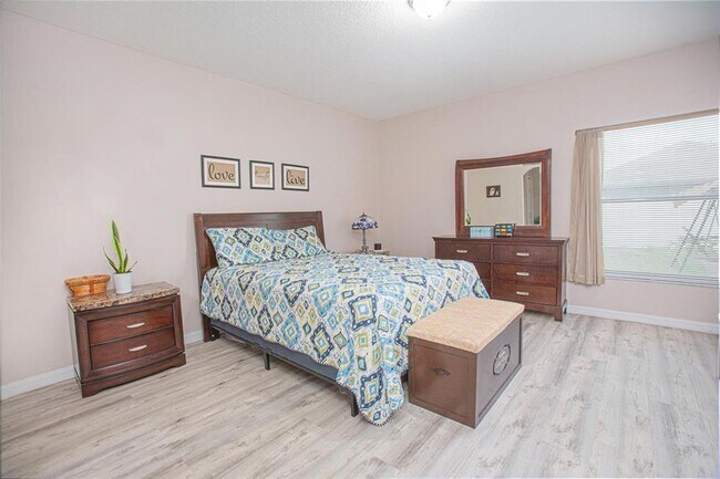 Building Photo - 3034 Morton Way