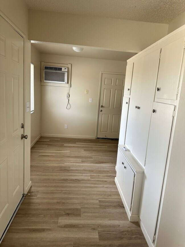 Building Photo - Coming Soon Cozy Renovated Country Propert...