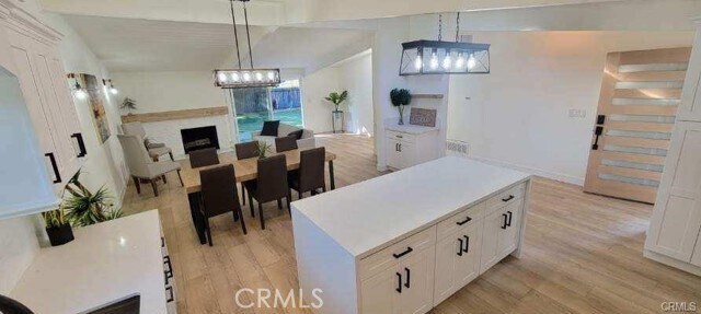 Building Photo - 821 N Mountain View Pl