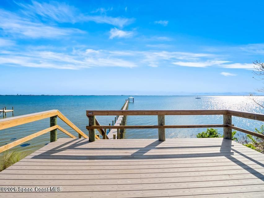 Building Photo - 1280 US-1