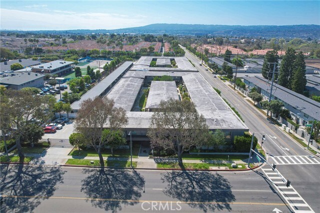 Building Photo - 2940 W Carson St