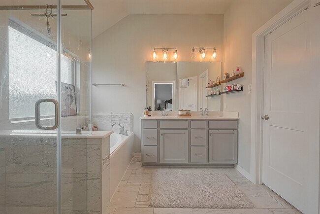 Building Photo - 23611 Blackhaw Blossom Ln
