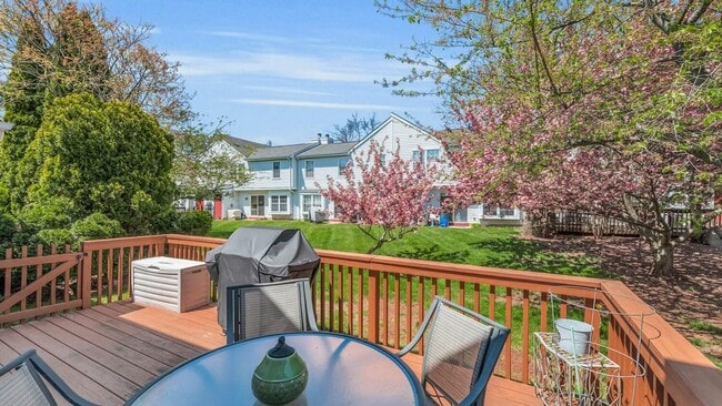 Building Photo - 216 Coldspring Ct