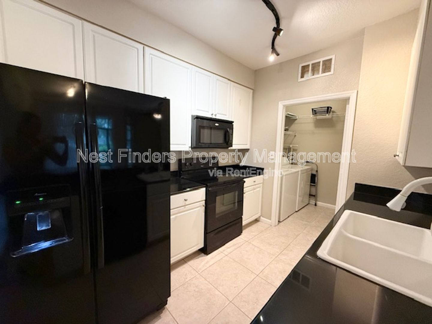 Building Photo - 8539 Gate Pkwy W