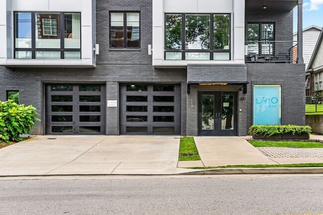 Building Photo - 119 Acklen Park Dr