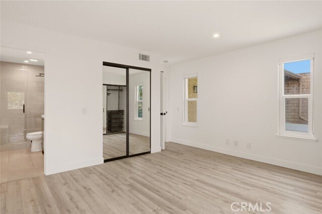 Building Photo - 725 Palomares Ave