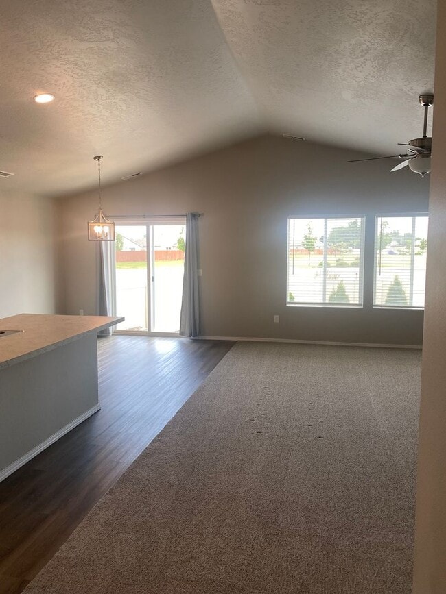 Building Photo - 5214 Clearfield Ct