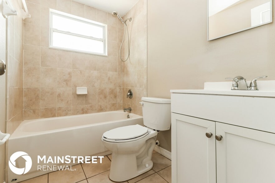 Building Photo - 6425 Pueblo Ave