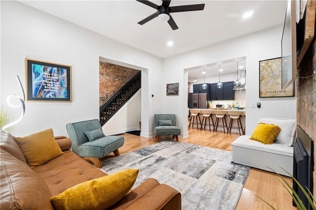 Building Photo - 161 Morewood Ave