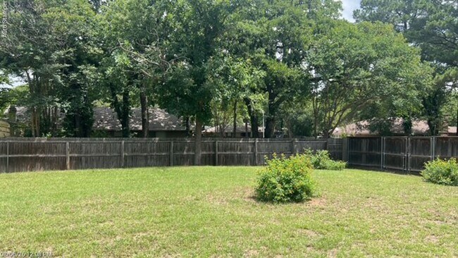 Building Photo - 5701 Atlantis Terrace