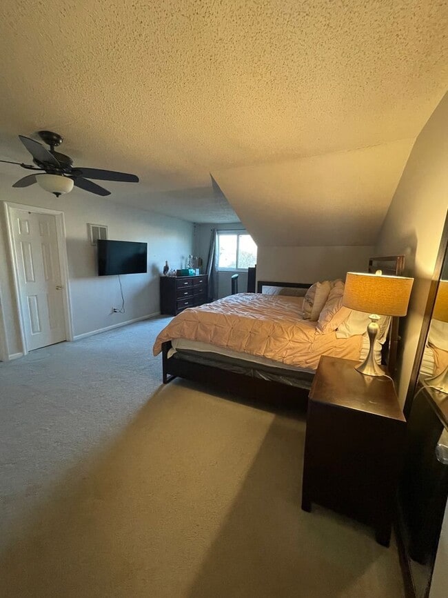 Building Photo - Green Run