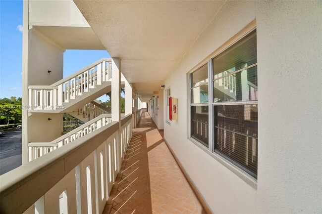 Building Photo - 1801 Eleuthera Point