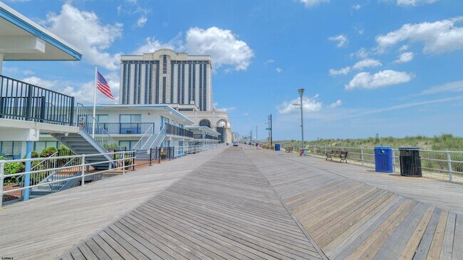 Building Photo - 3501 Boardwalk-A117-A117