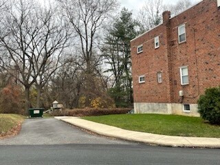 Primary Photo - 67 Bridge St