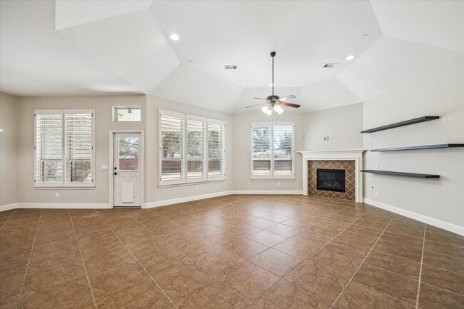 Building Photo - 5902 Chatham Cove