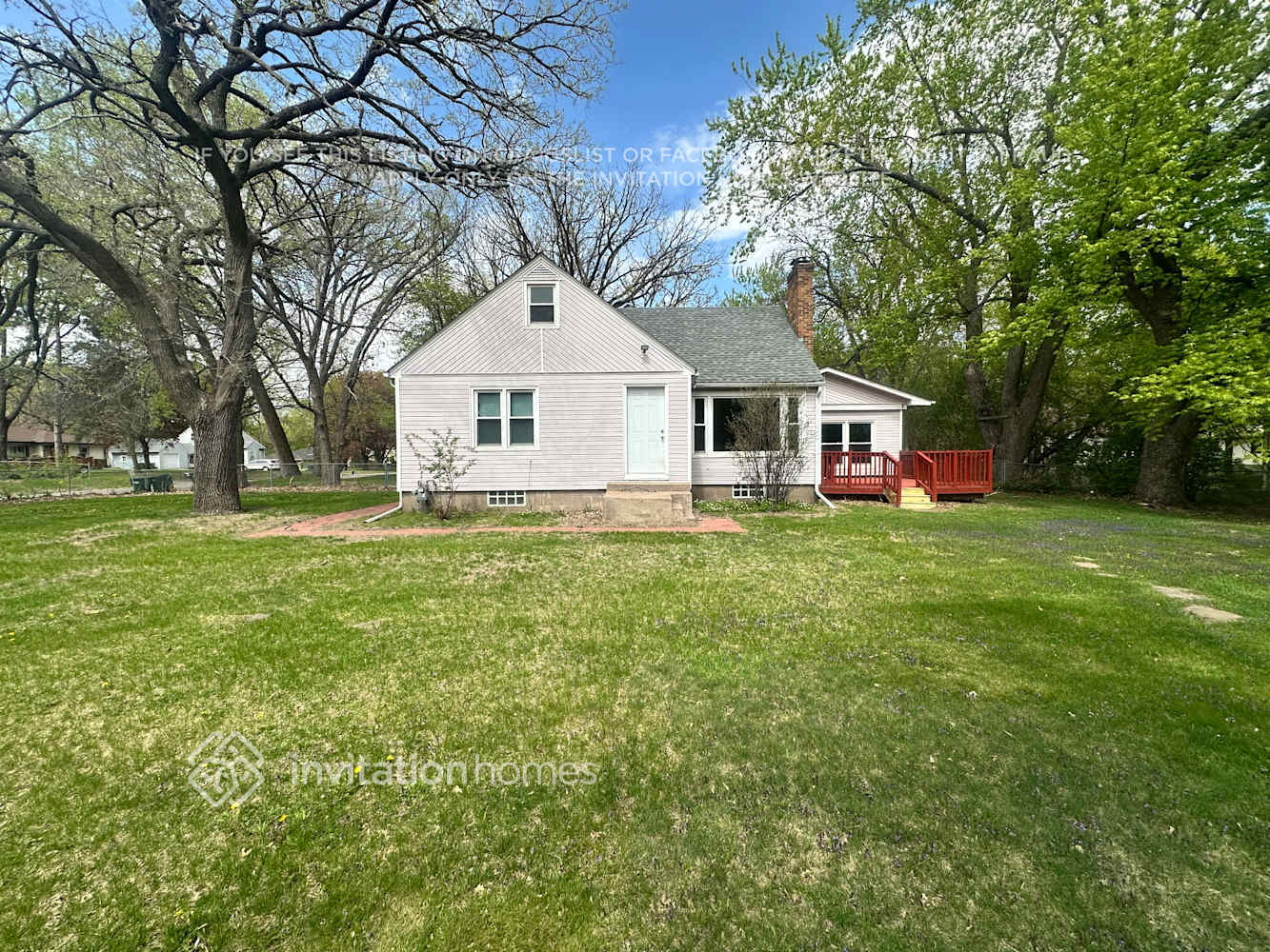 Building Photo - 8501 Goodhue St NE