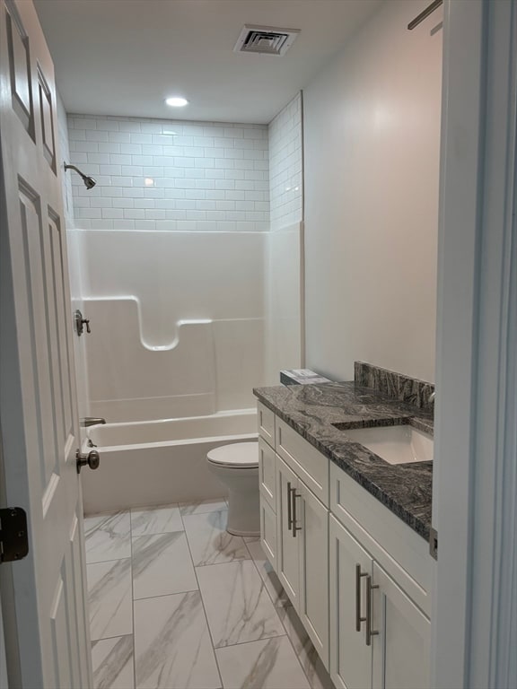 Building Photo - 943 County St