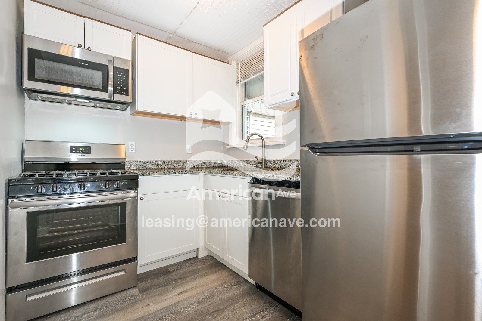 Building Photo - 1221 McNeilly Ave