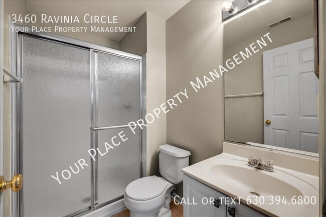 Building Photo - 3460 Ravinia Cir